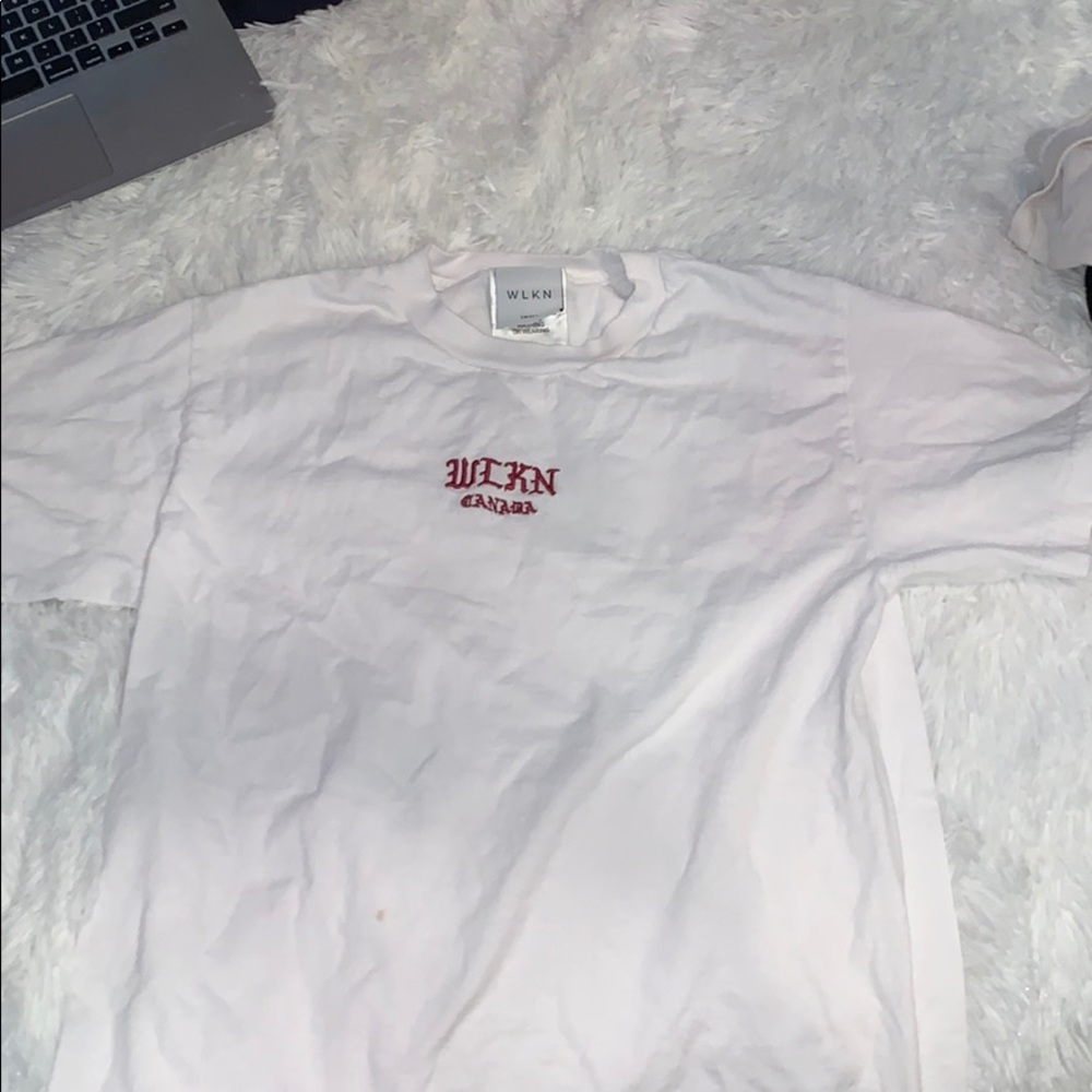 all white wlkn t shirt. size small
